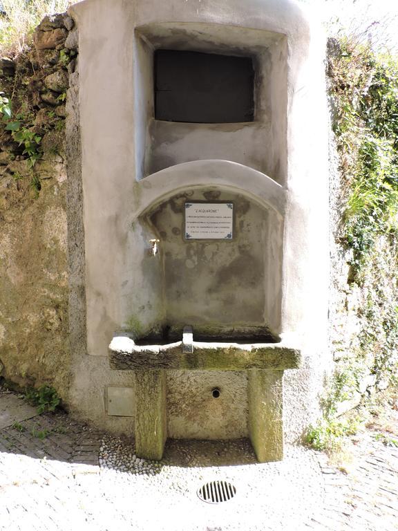Affittacamere Dall'Acquarone Masone Exterior photo